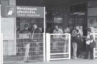 Peronkapuk a Déliben Peronkapuk a Déliben