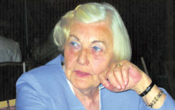 Lux Elvíra Lux Elvíra