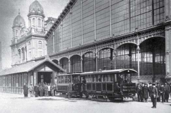 A múlt század elején nem csak sárga villamosok jártak Budapesten